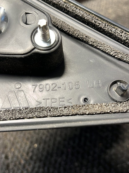 2019 Suzuki Vitara- Left Door Mirror- (TAG9073)