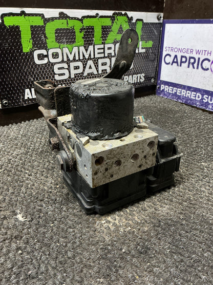 2009 Dodge Nitro KA- ABS Pump/Modulator- (TAG9775) PN: P52125441AE