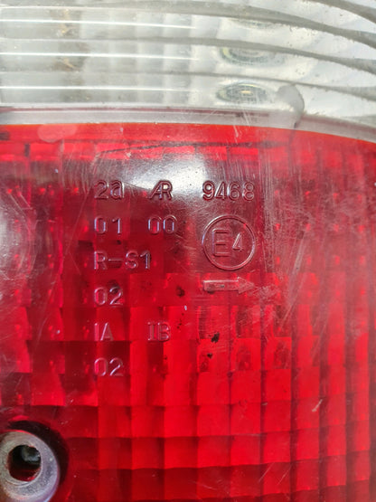 2000 Mazda B2500- Right Taillight- (TAG7401)