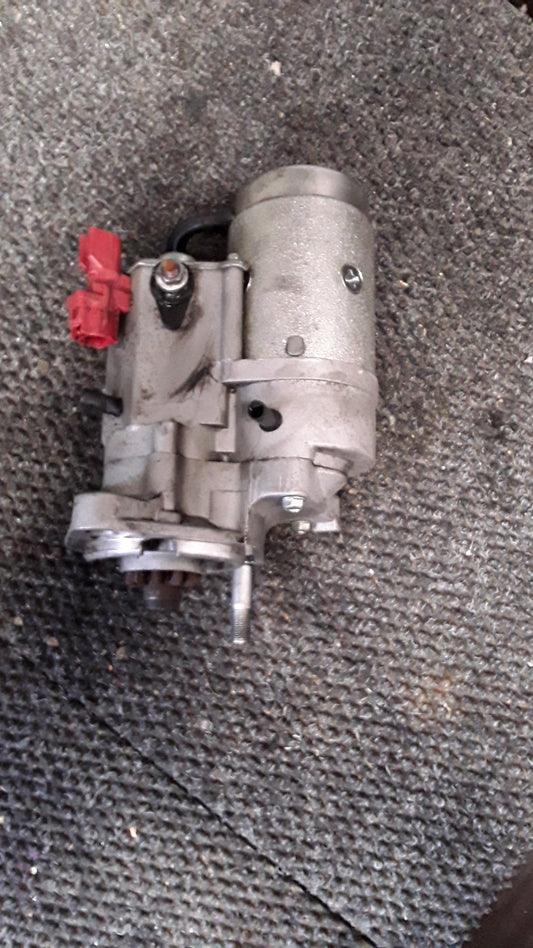 2005-2006 Toyota Hiace V H200 KDH200- Starter Motor- (TAG6246)