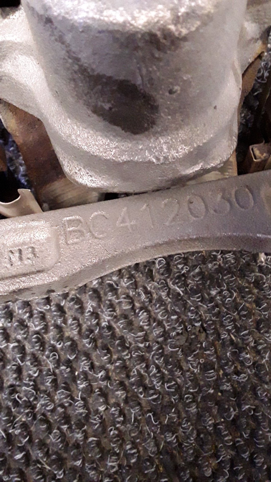 2013 Holden Captiva LT 2WD 2.4 AT- Right Rear Caliper- (TAG6502)