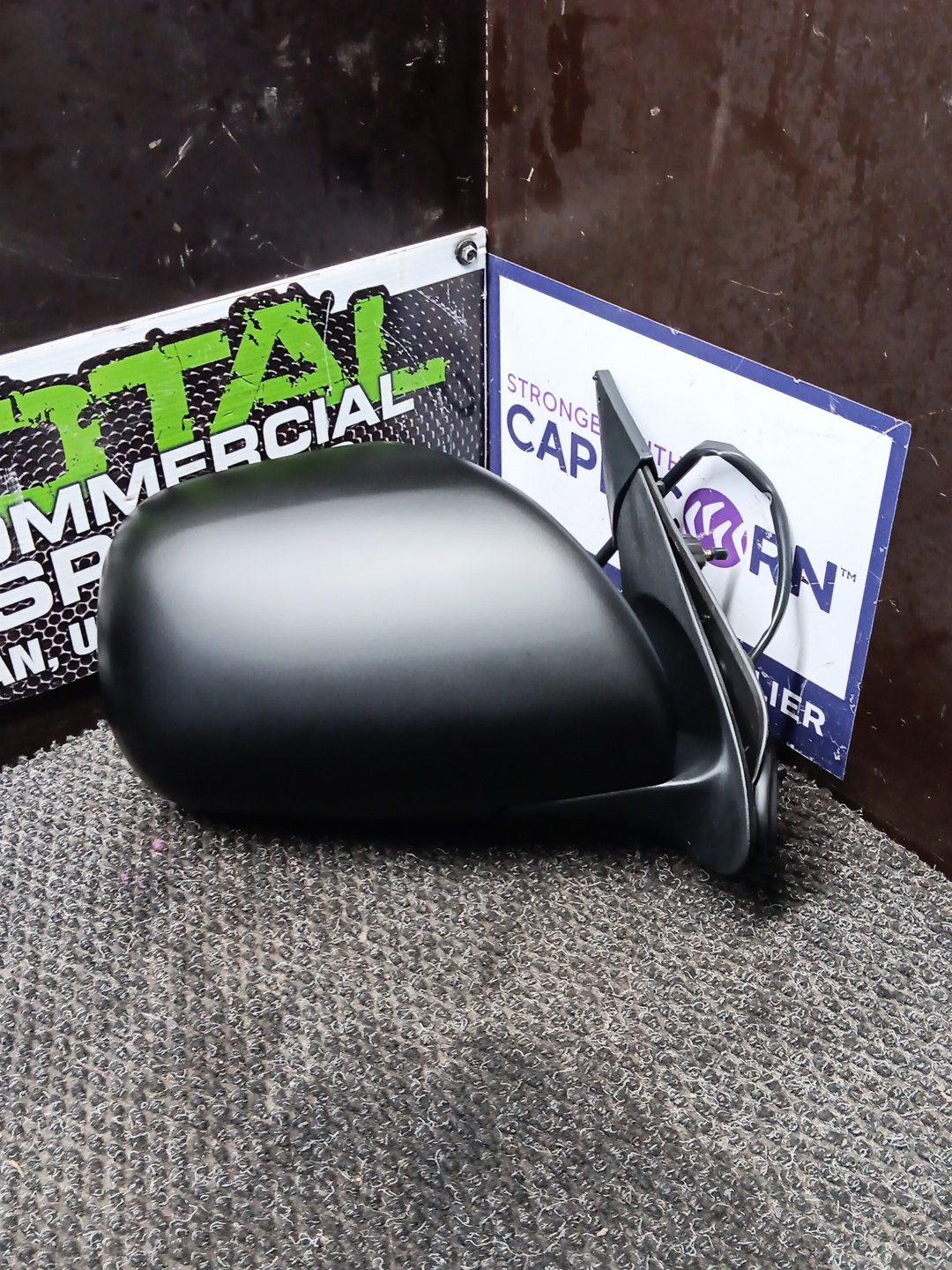 2004-2010 Toyota Hiace- Right Door Mirror- (TAG8171) PN: 3 Wire