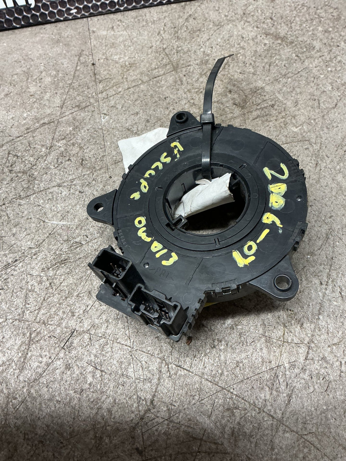 2006-2007 Ford Escape- Clock Spring- (TAG16990)