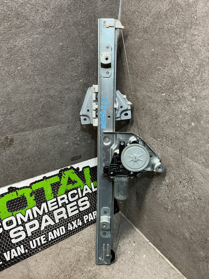 2003-2006 Suzuki Grand Vitara I FT- Right Front Window Regulator/Motor- (TAG16574)