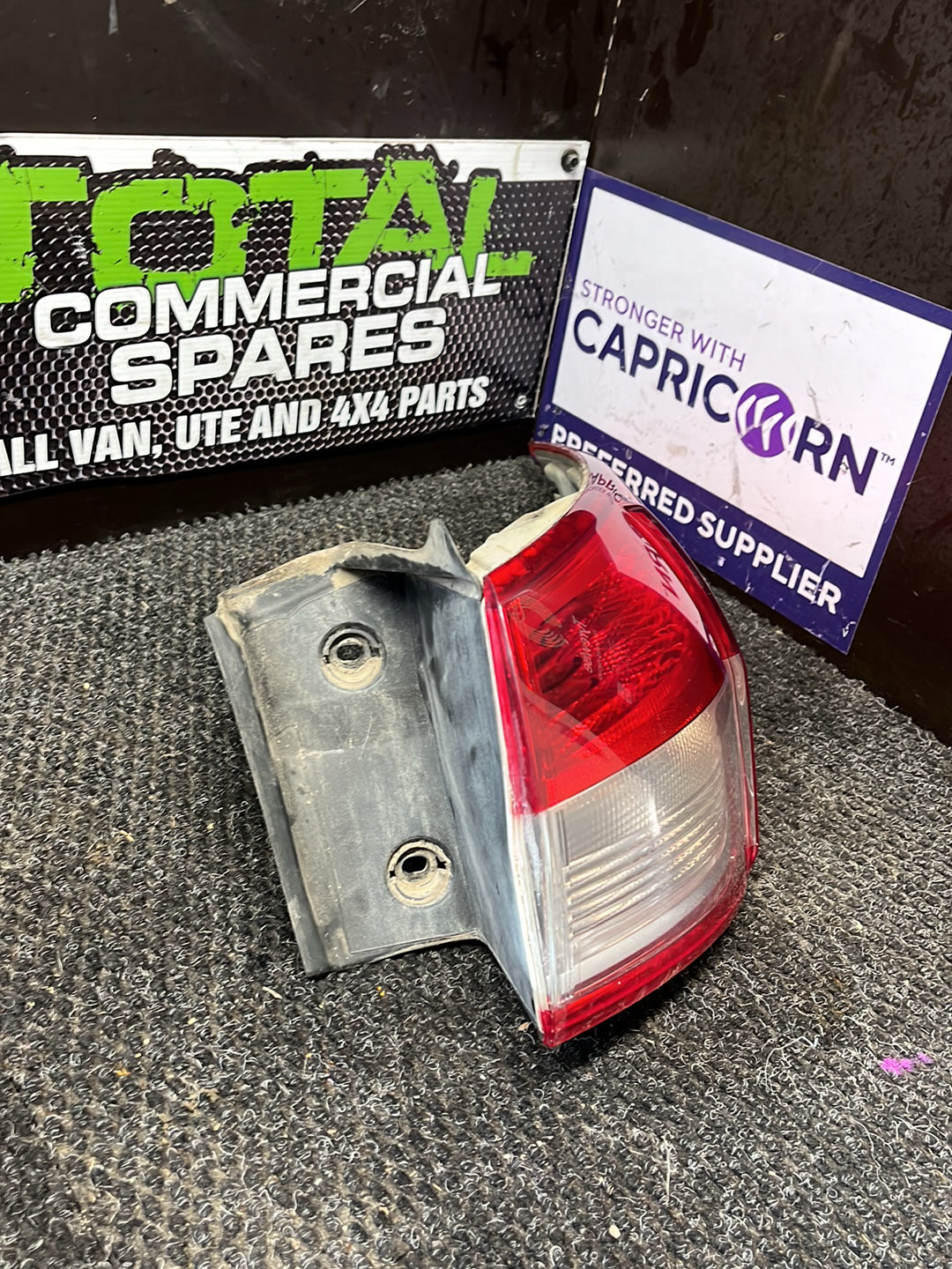 2015-2019 Ford Kuga- Right Taillight- (TAG7125)