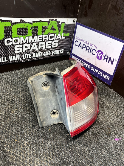 2015-2019 Ford Kuga- Right Taillight- (TAG7125)