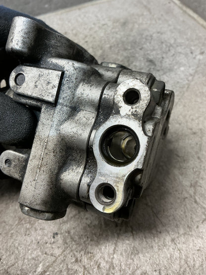 2013 Volkswagen Amarok- Power Steering Pump- (TAG17487)