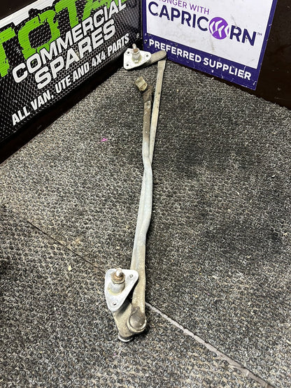 1997-2000 Mitsubishi Pajero II NL- Wiper Linkage- (TAG7466)