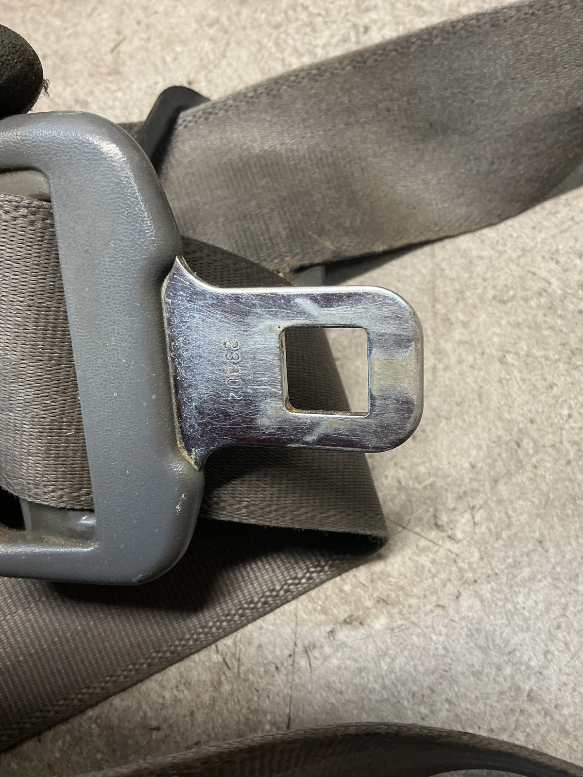 1994 Toyota Hilux Surf KZN130- Right Front Seat Belt- (TAG13466) PN: TK-A95-F951