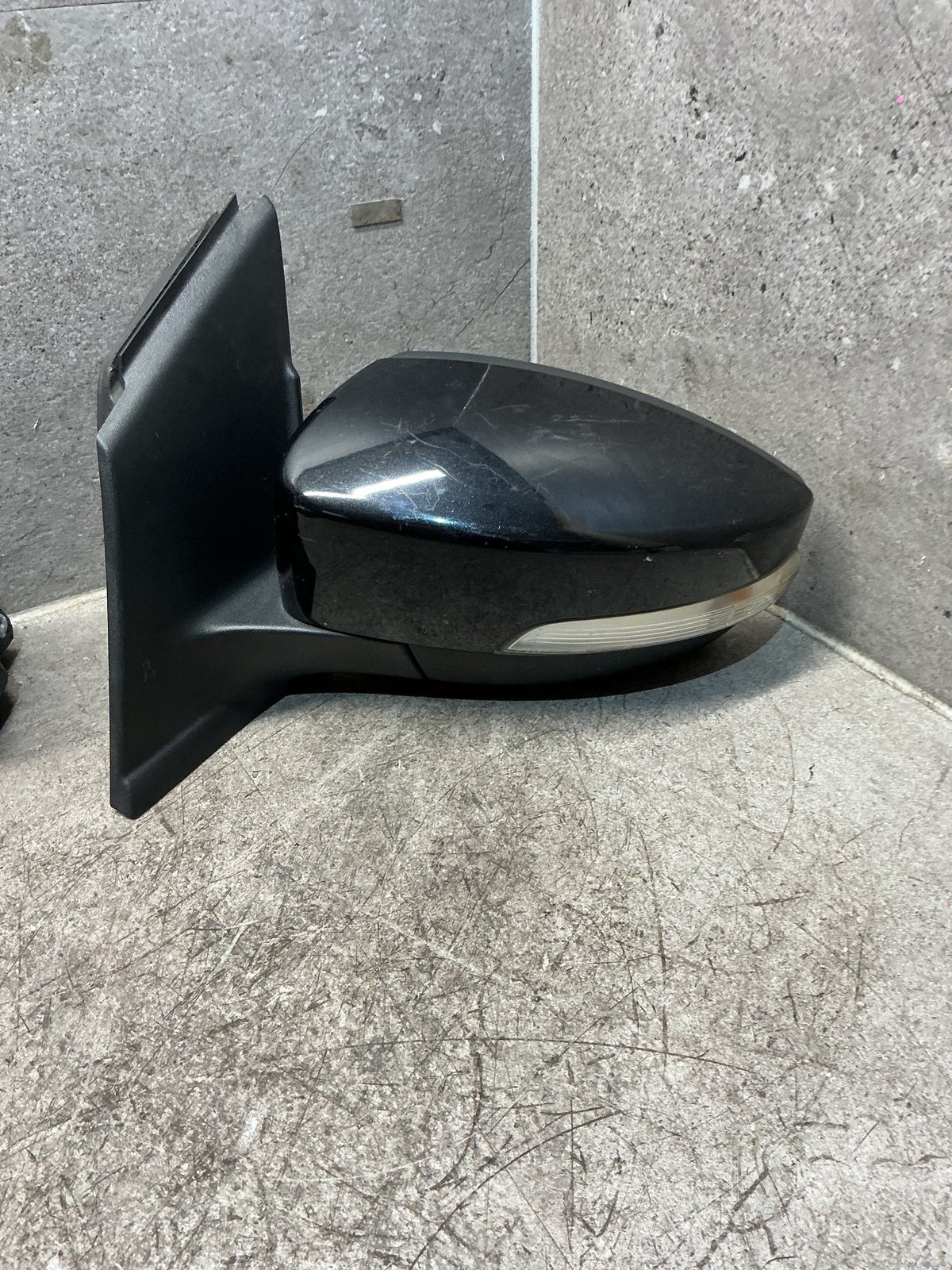 2013 Ford Kuga - Left Door Mirror - (TAG18256)