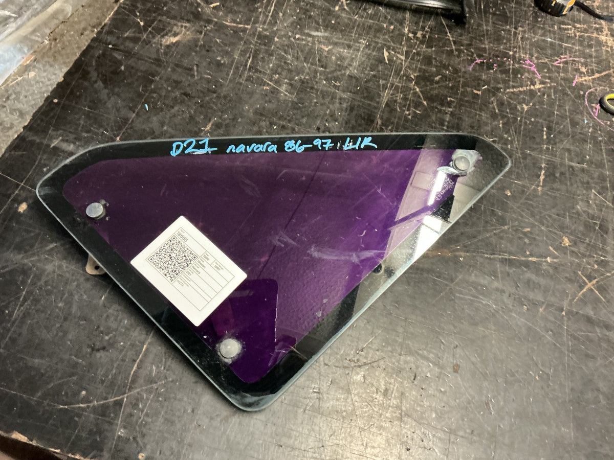1986-1997 Nissan Navara D21 - Left Rear Cargo Glass - (TAG18665)