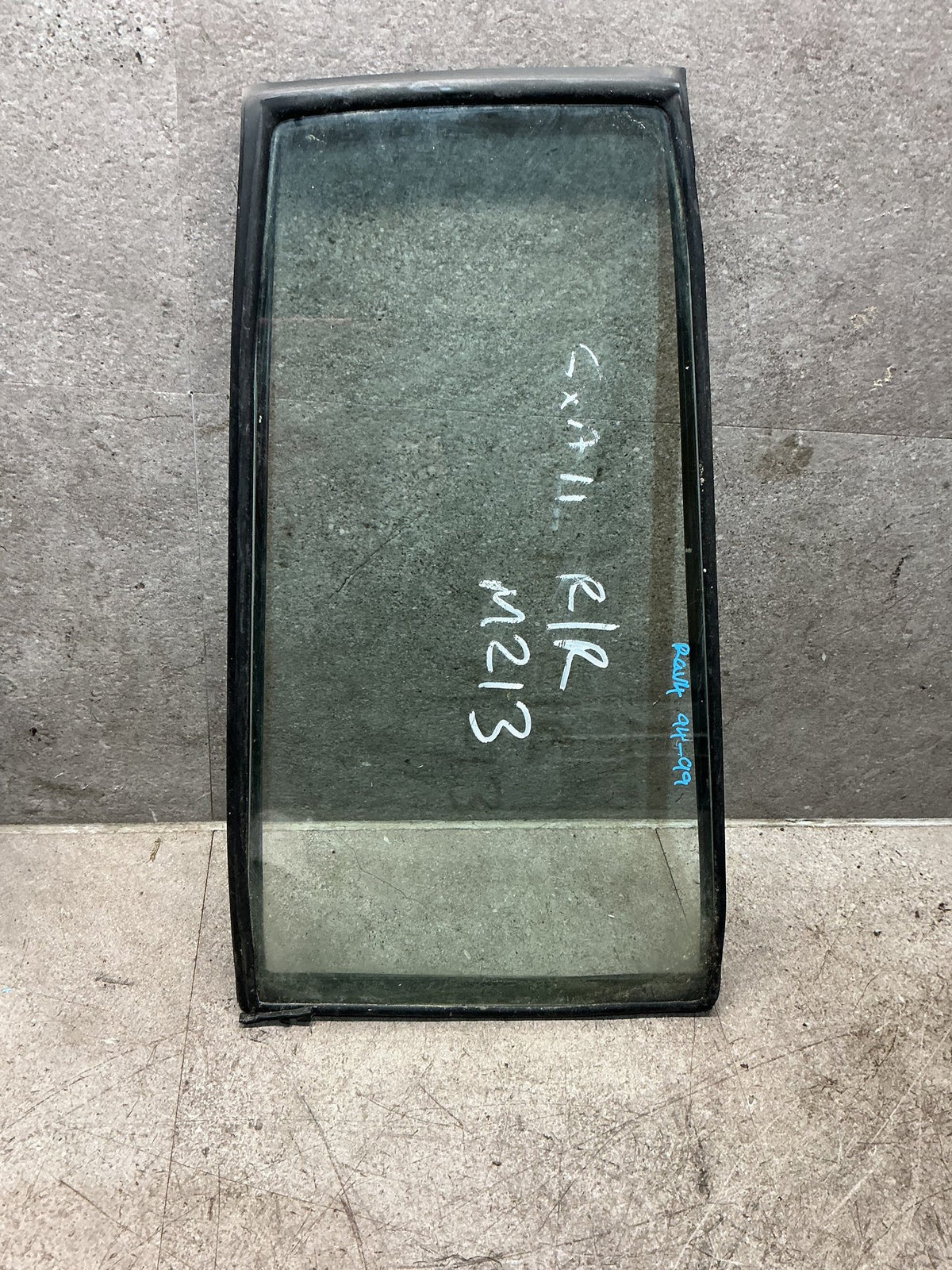 1994-2000 Toyota RAV4 SXA11 - Right Rear Quarter Door Glass - (TAG18625)