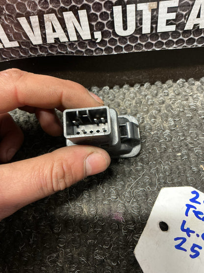 2005 Ford Territory 2W127- Left Front Window Switch- (TAG9951)