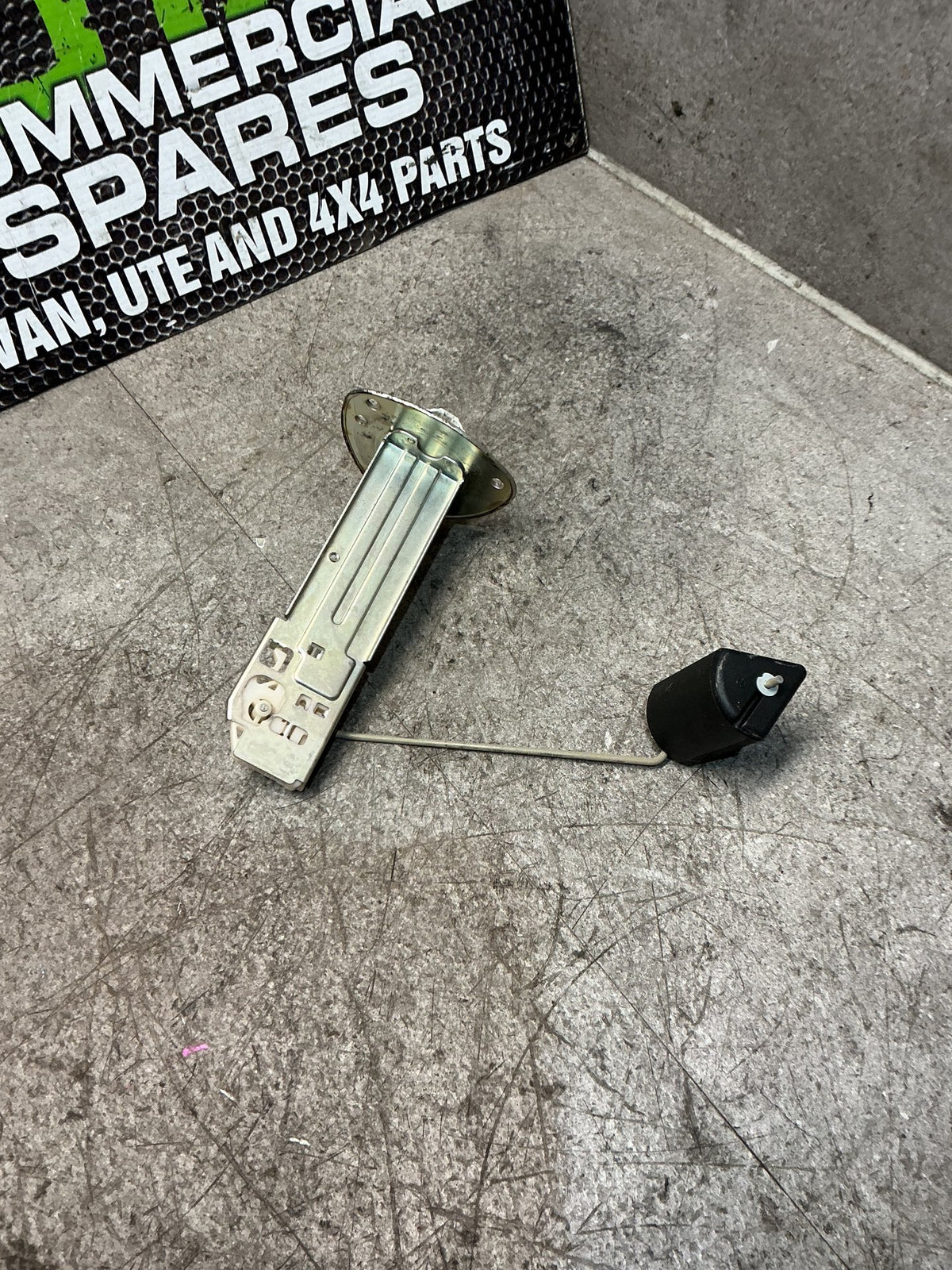 2013 Mitsubishi Outlander GF8W- Fuel Sending Unit- (TAG17382)