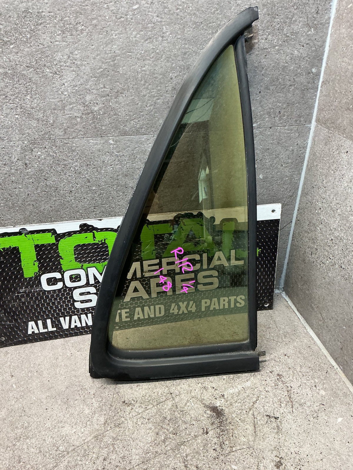 1999 Toyota Surf N180- Right Rear Quarter Door Glass- (TAG15369) PN: M3K8