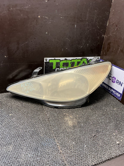 2000 Toyota Estima ACR30- Left Headlight- (TAG9649)