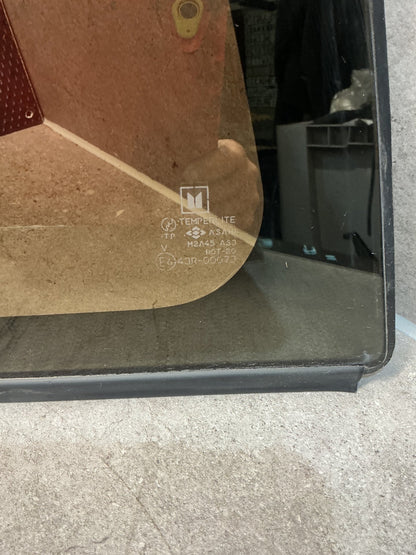 1995 Isuzu Bighorn UBS69DW- Left Rear Cargo Glass- (TAG13277)
