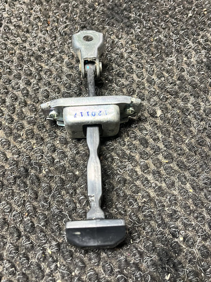 2015-2018 Mitsubishi Triton KK- Right Rear Check Strap- (TAG7612)
