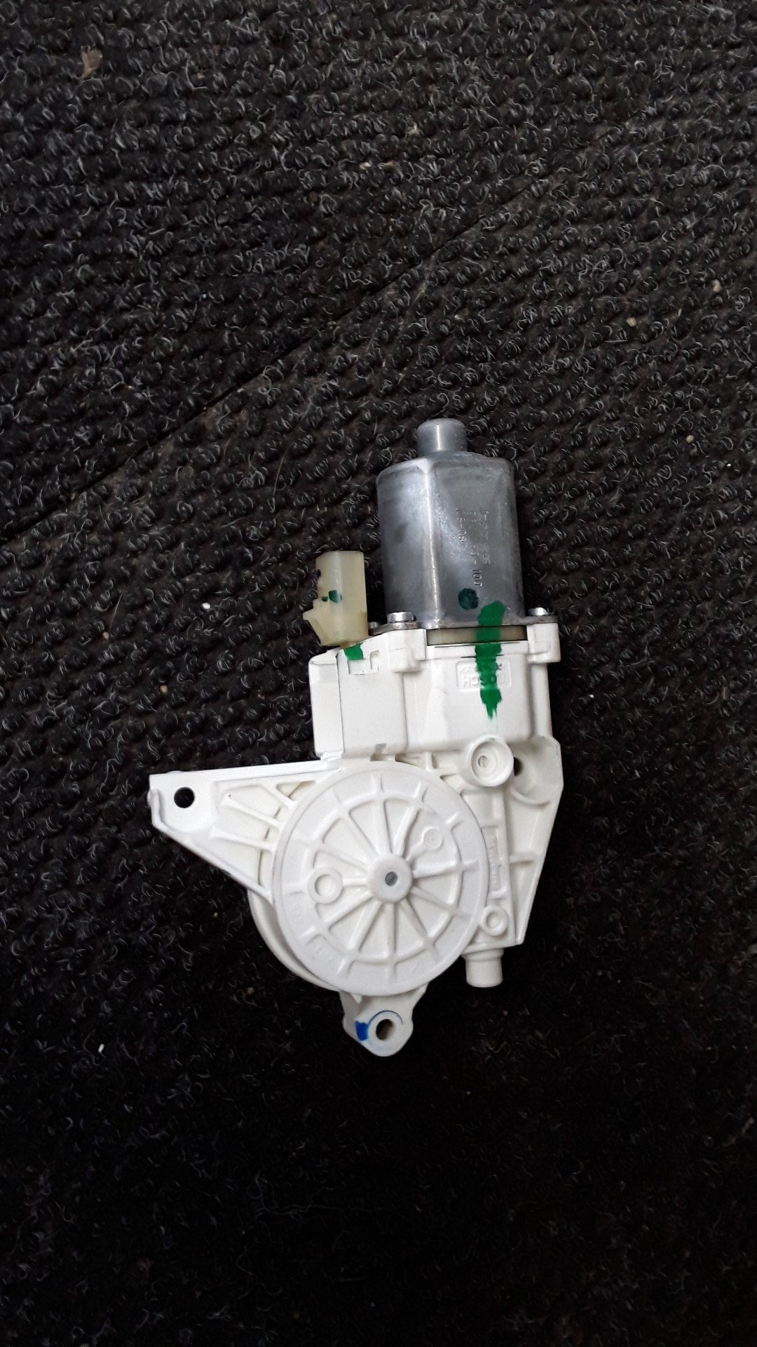 2008-2020 Dodge Journey JC- Left Rear Window Regulator/Motor- (TAG6849) PN: 0 130 822 475