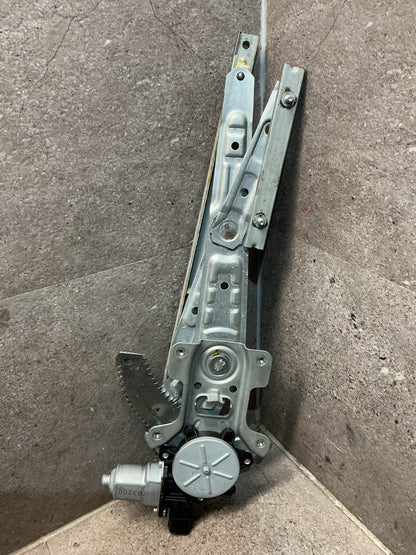 2007 Mitsubishi Delica CV5W - Left Rear Window Regulator/Motor - (TAG17709)