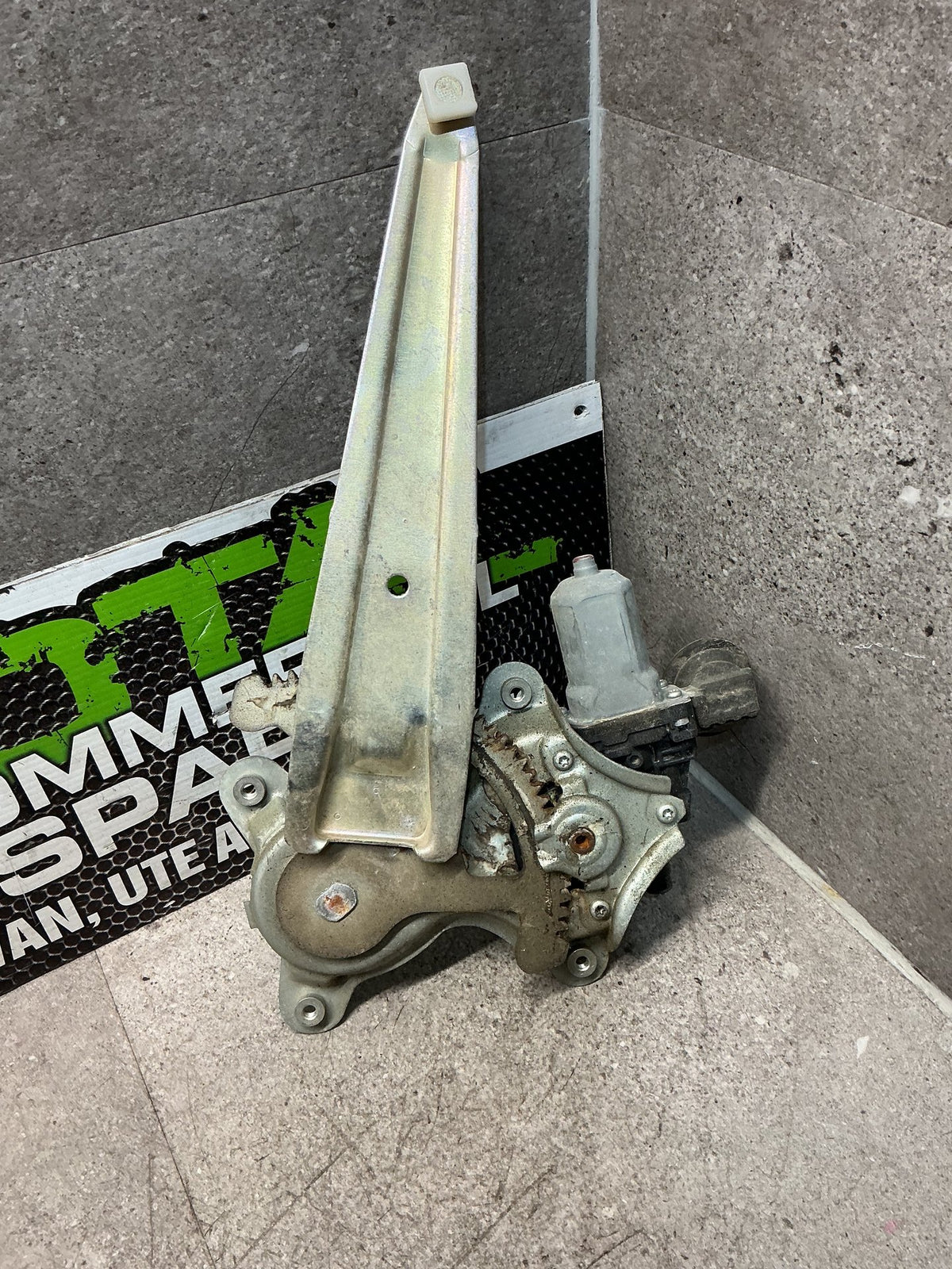 2007-2014 Toyota Highlander U40- Left Rear Window Regulator/Motor- (TAG15278)