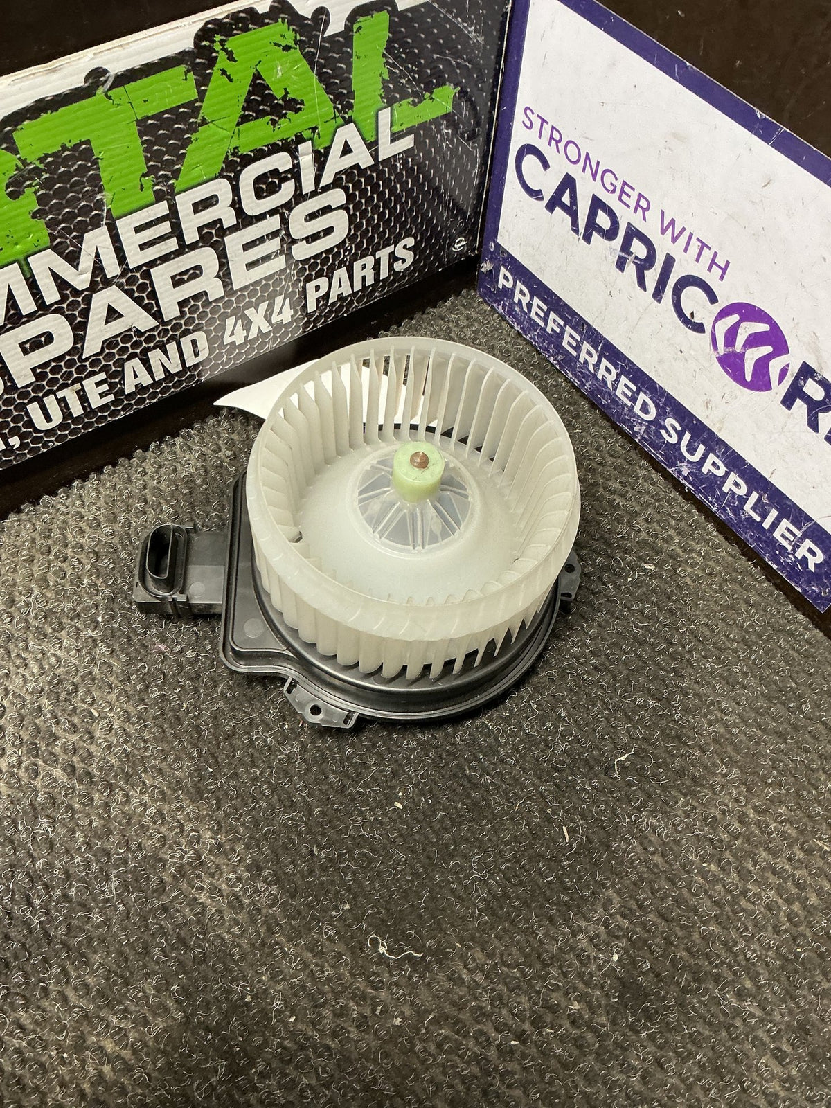 2015 Suzuki SX4 S-Cross 5W074- Heater Fan Motor- (TAG10663)
