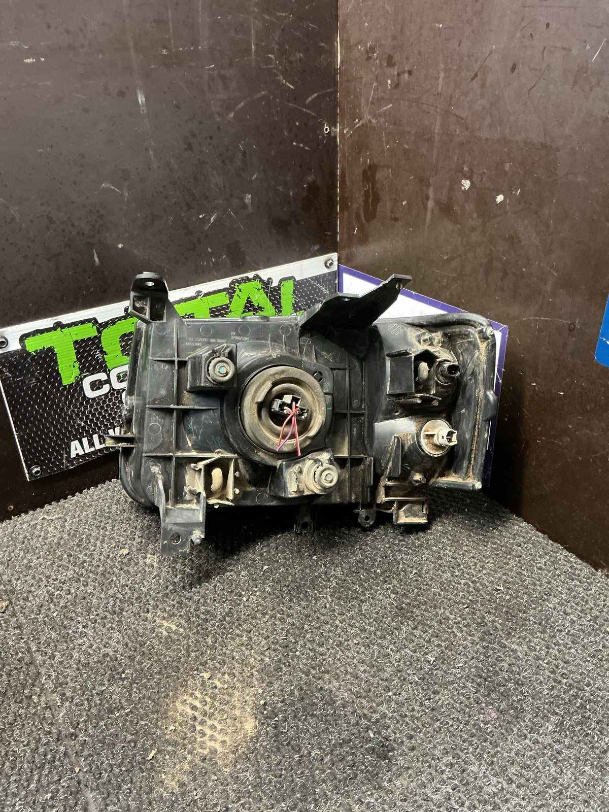 2006 Ford Ranger- Right Headlight- (TAG9592)