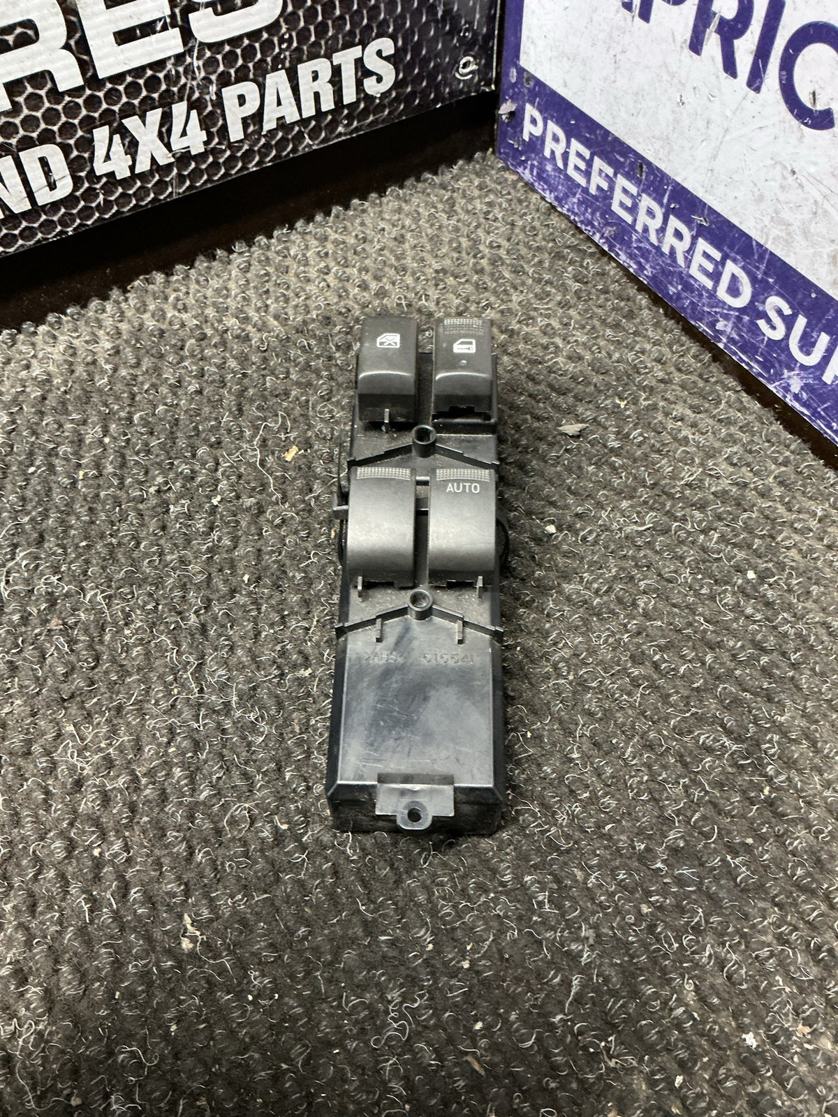 2012 Holden Colorado 2W133- Master Power Window Switch- (TAG9925)