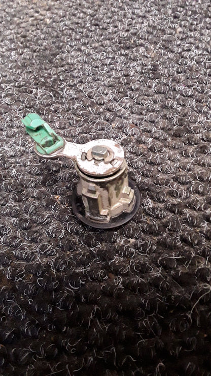 2001-2008 Nissan Navara D22- Right Front Door Lock Barrel- (TAG5694)