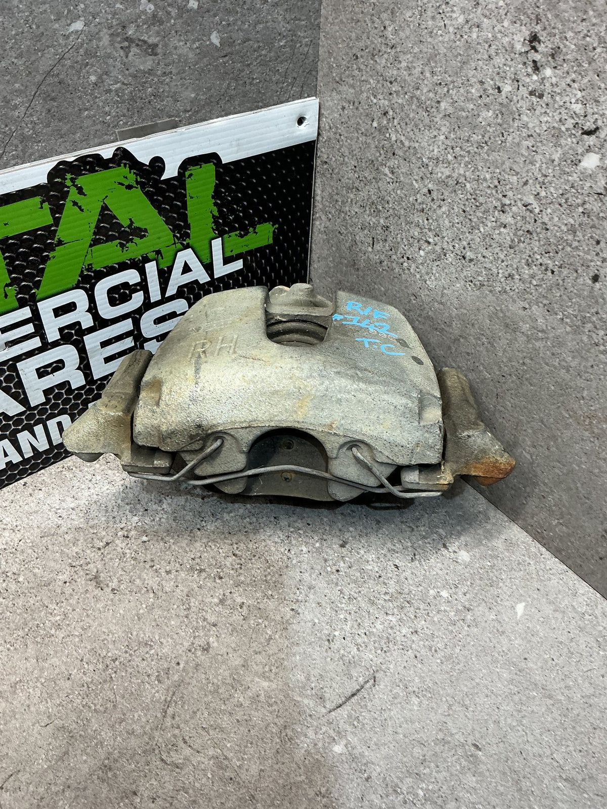 2016 Ford Escape ZG- Right Front Caliper- (TAG11894)