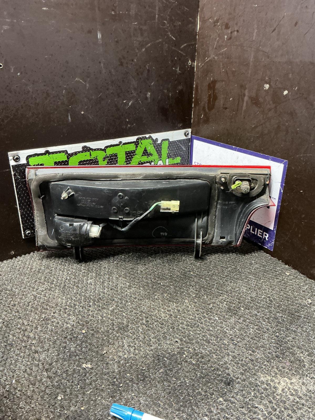1999 Toyota Previa TCR10- Right Tailgate Light- (TAG9896)