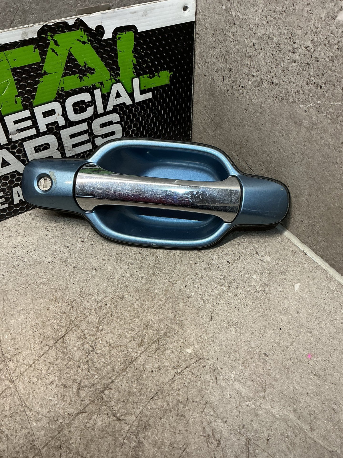 2005 Holden Rodeo 1W037- Left Front Door Exterior Handle- (TAG14744)