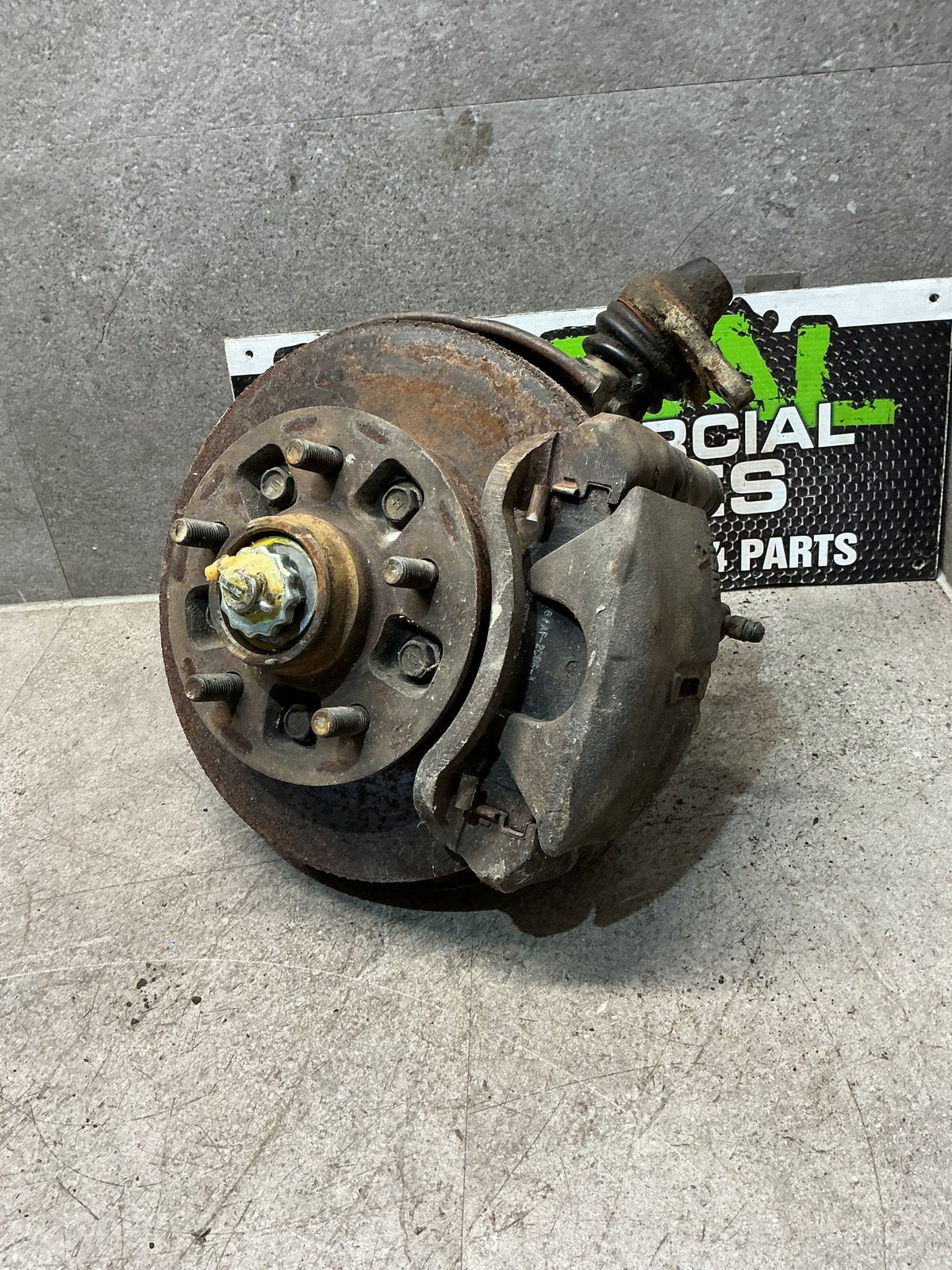 1988-1998 Toyota Hilux LN85- Left Front Hub Assembly- (TAG16401)