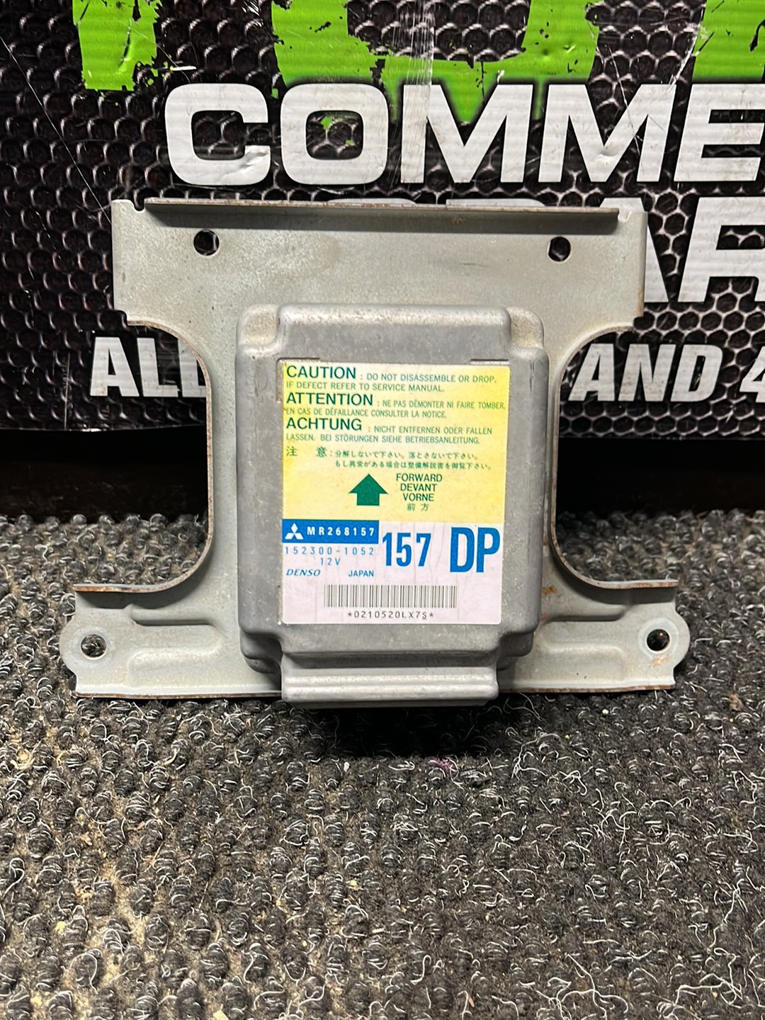 1994-1999 Mitsubishi Pajero II V2*C- SRS Control Module- (TAG9690)