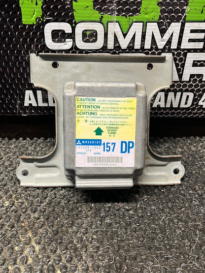 1994-1999 Mitsubishi Pajero II V2*C- SRS Control Module- (TAG9690)