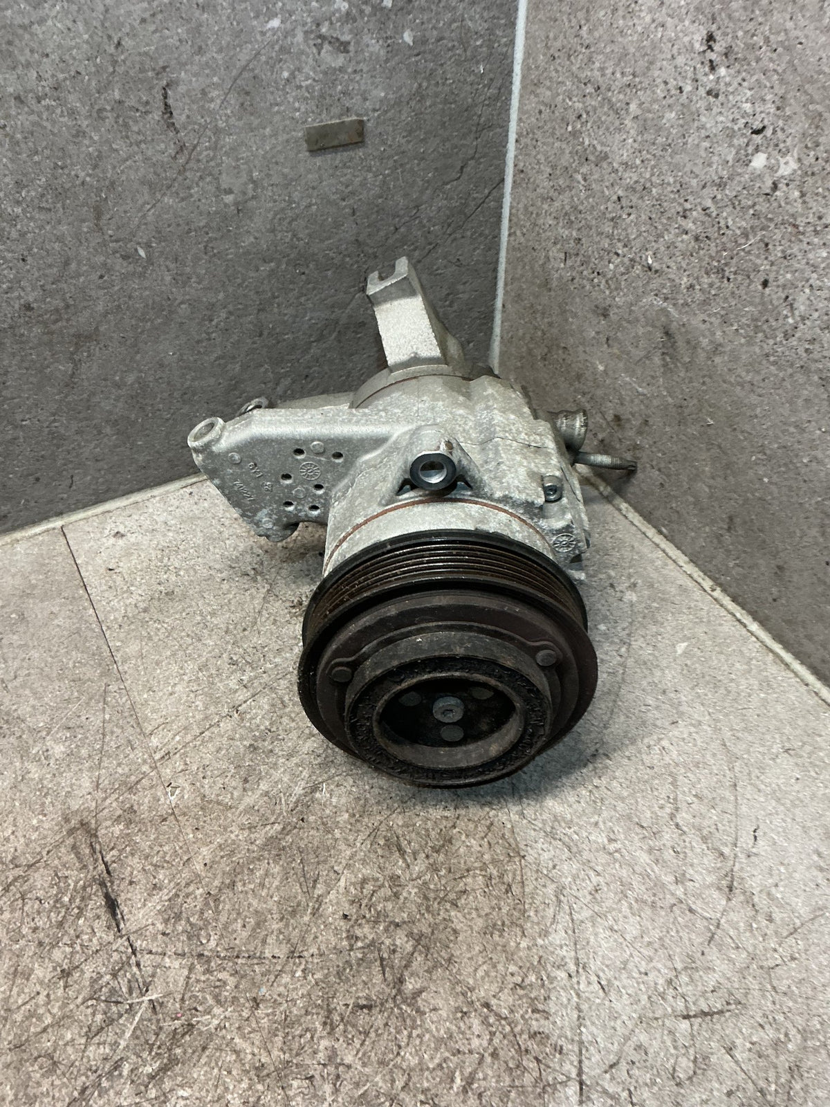 2012 Holden Captiva - A/C Compressor - (TAG18492)
