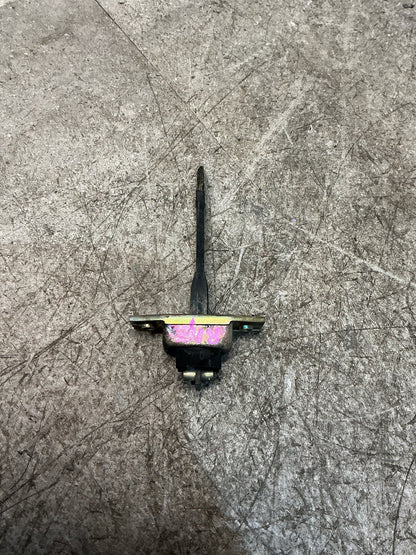 1994 Toyota Hilux KZN130 - Right Front Door Check Strap - (TAG18149)