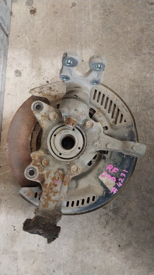 2005 Toyota Hiace V H200 TRH2*- Right Front ABS Hub- (TAG4231) PN: R/F