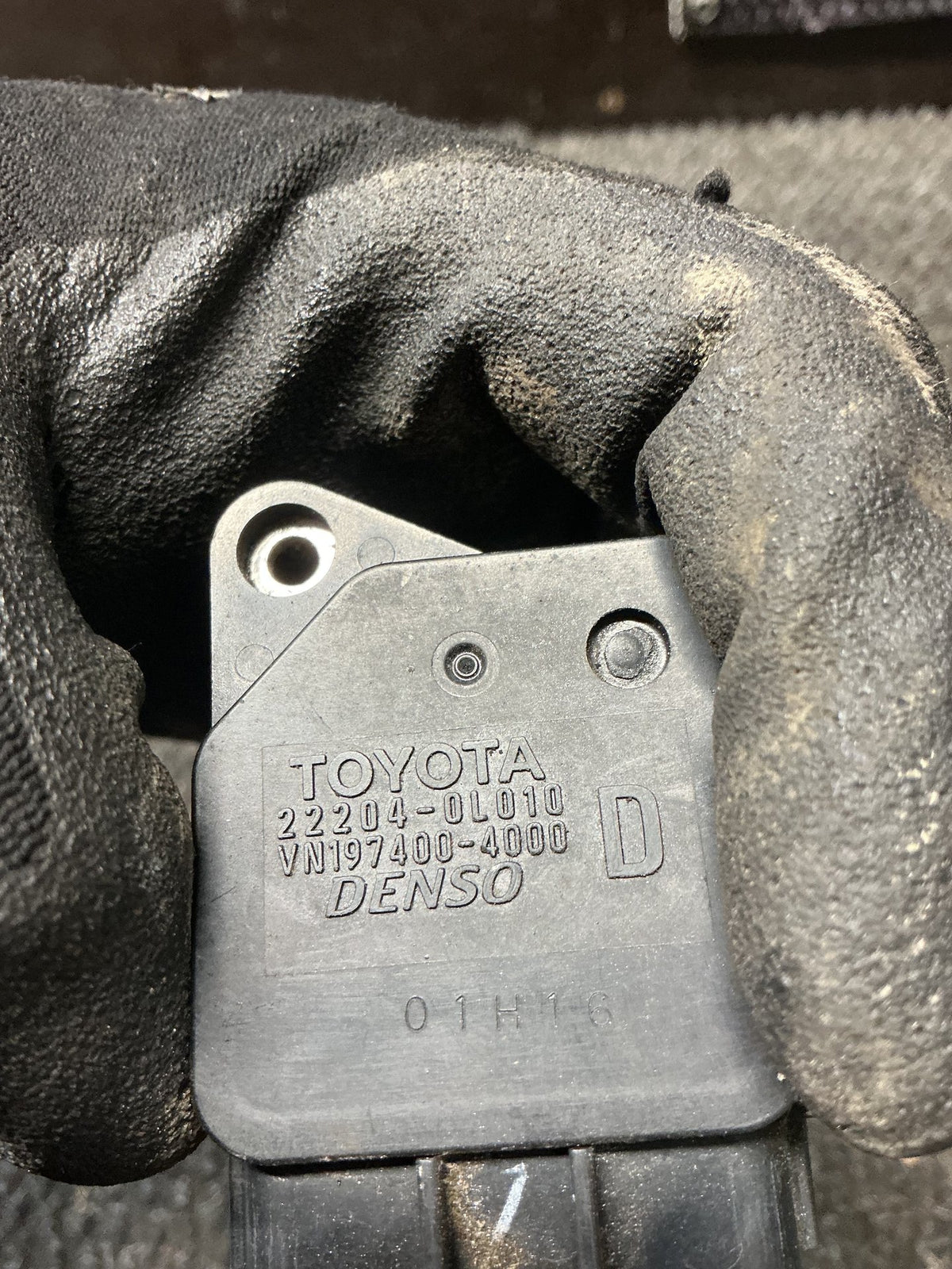 2006 Toyota Hilux- Air Flow Meter- (TAG10990)