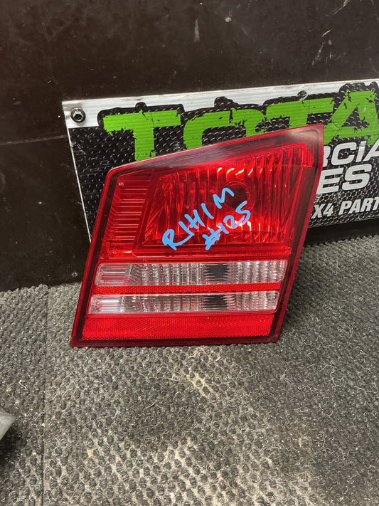 2010 Dodge Journey JC- Right Tailgate Light- (TAG11372) PN: 04806368AD