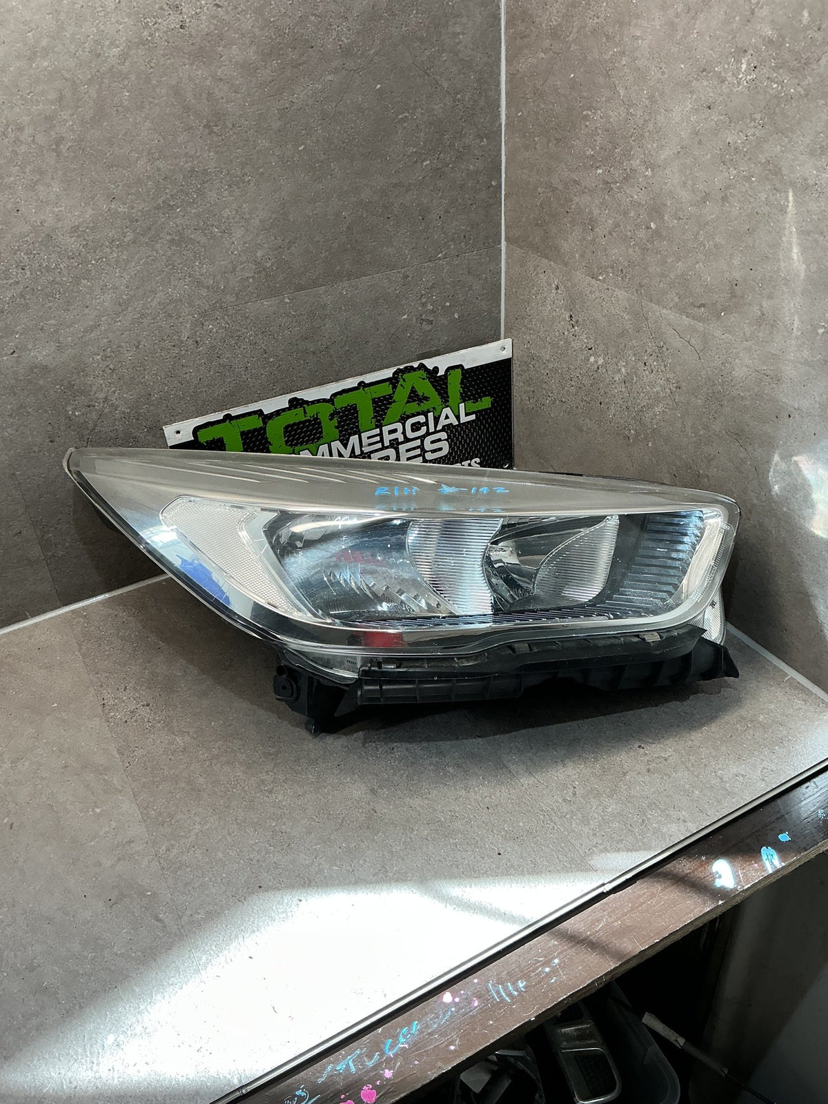 2016-2018 Ford Escape ZG- Right Headlight- (TAG12051)