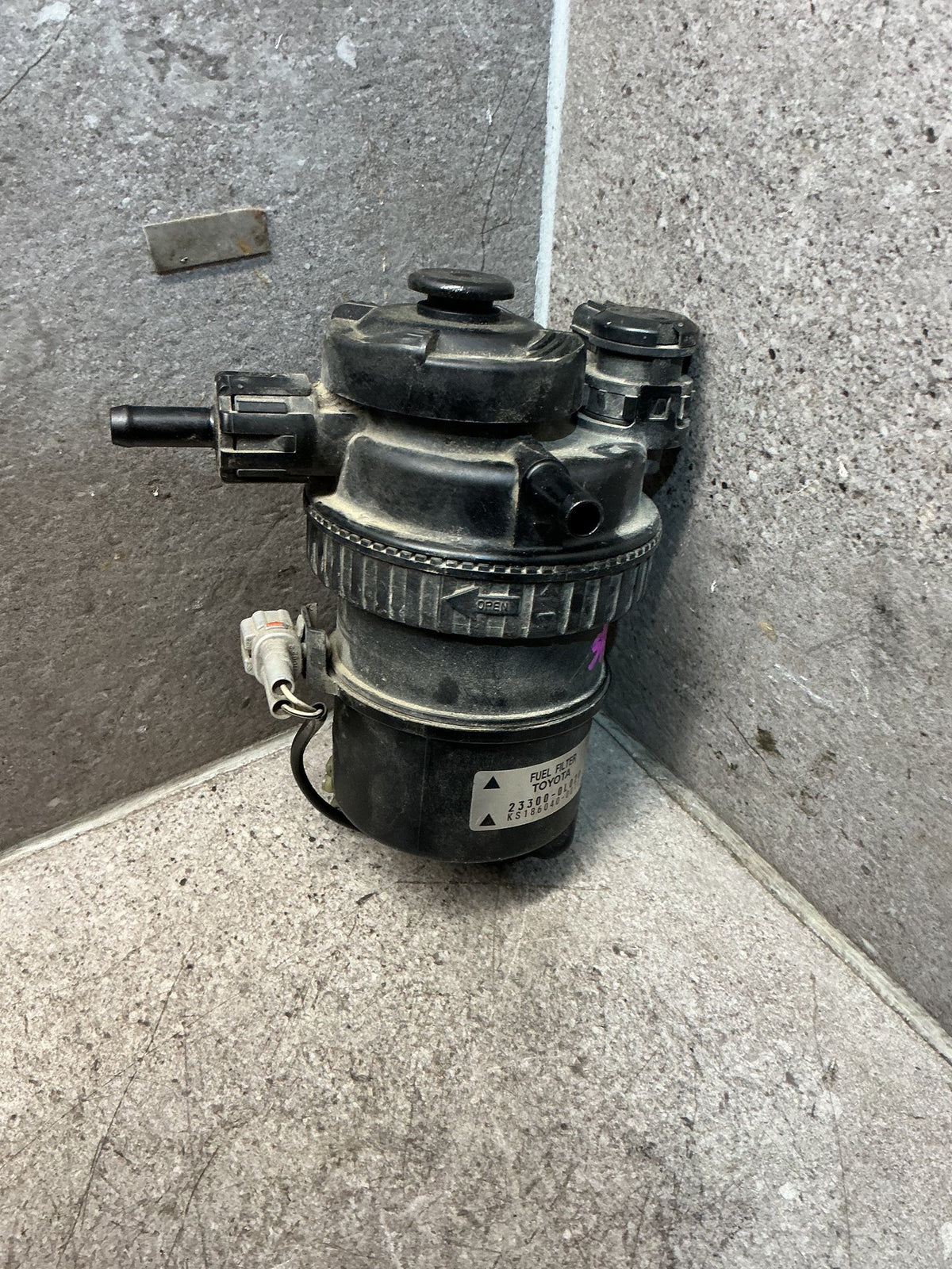 2006 Toyota Hilux - Fuel Filter Primer Pump - (TAG17783)
