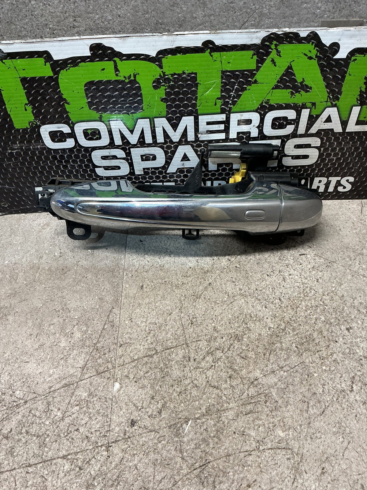 2017 Toyota Hilux SR5- Left Front Door Exterior Handle- (TAG16469)