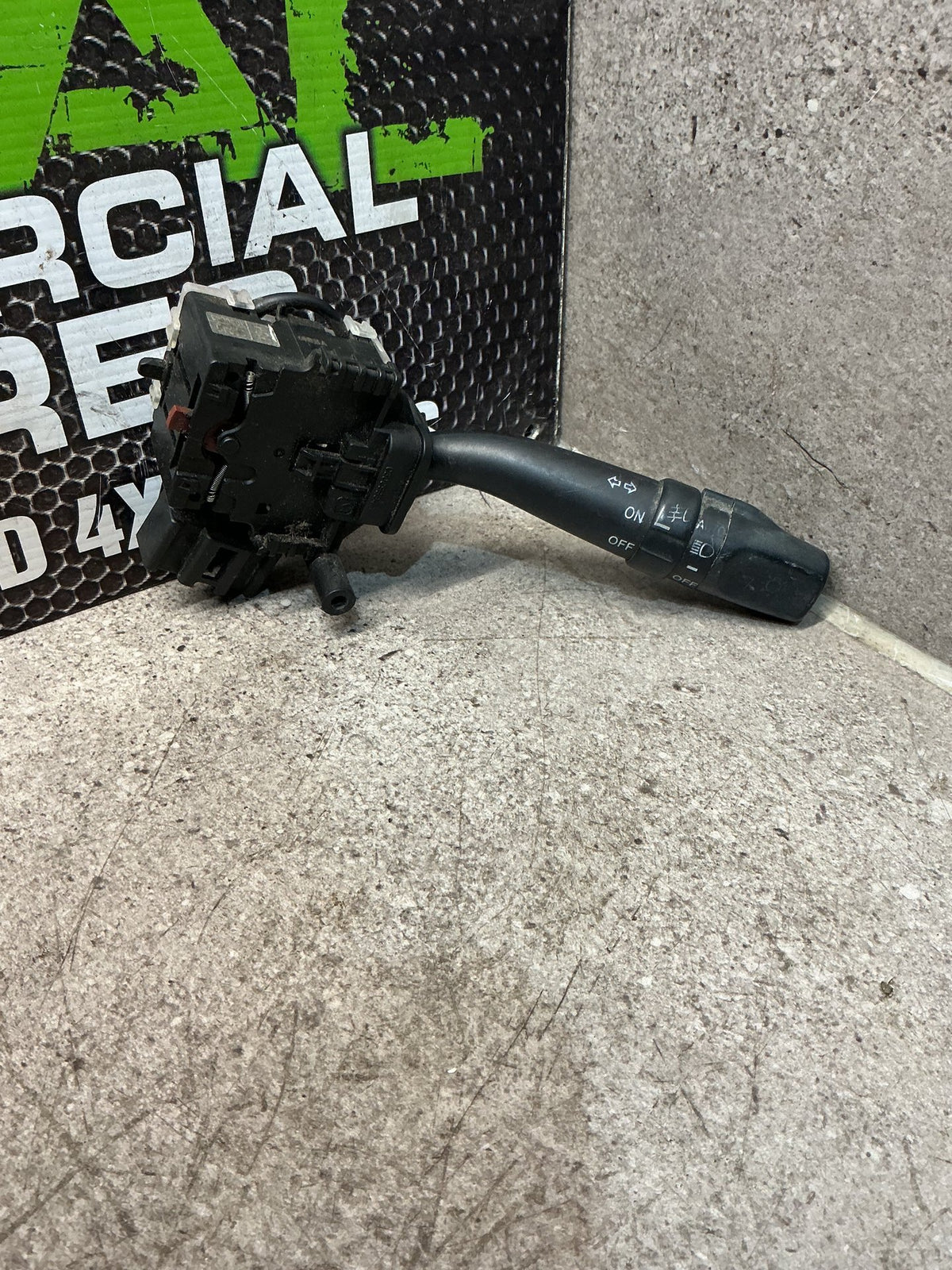 2004 Toyota Estima ACR30- Indicator Stalk- (TAG16125)