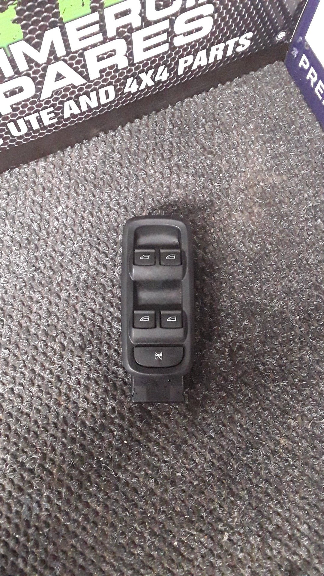 2015 Ford EcoSport TITANIUM 1.5P/6AT/SW- Master Power Window Switch- (TAG5796)