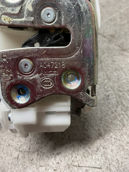 2013 Mitsubishi Outlander GF8W- Right Front Door Lock Actuator- (TAG13656)