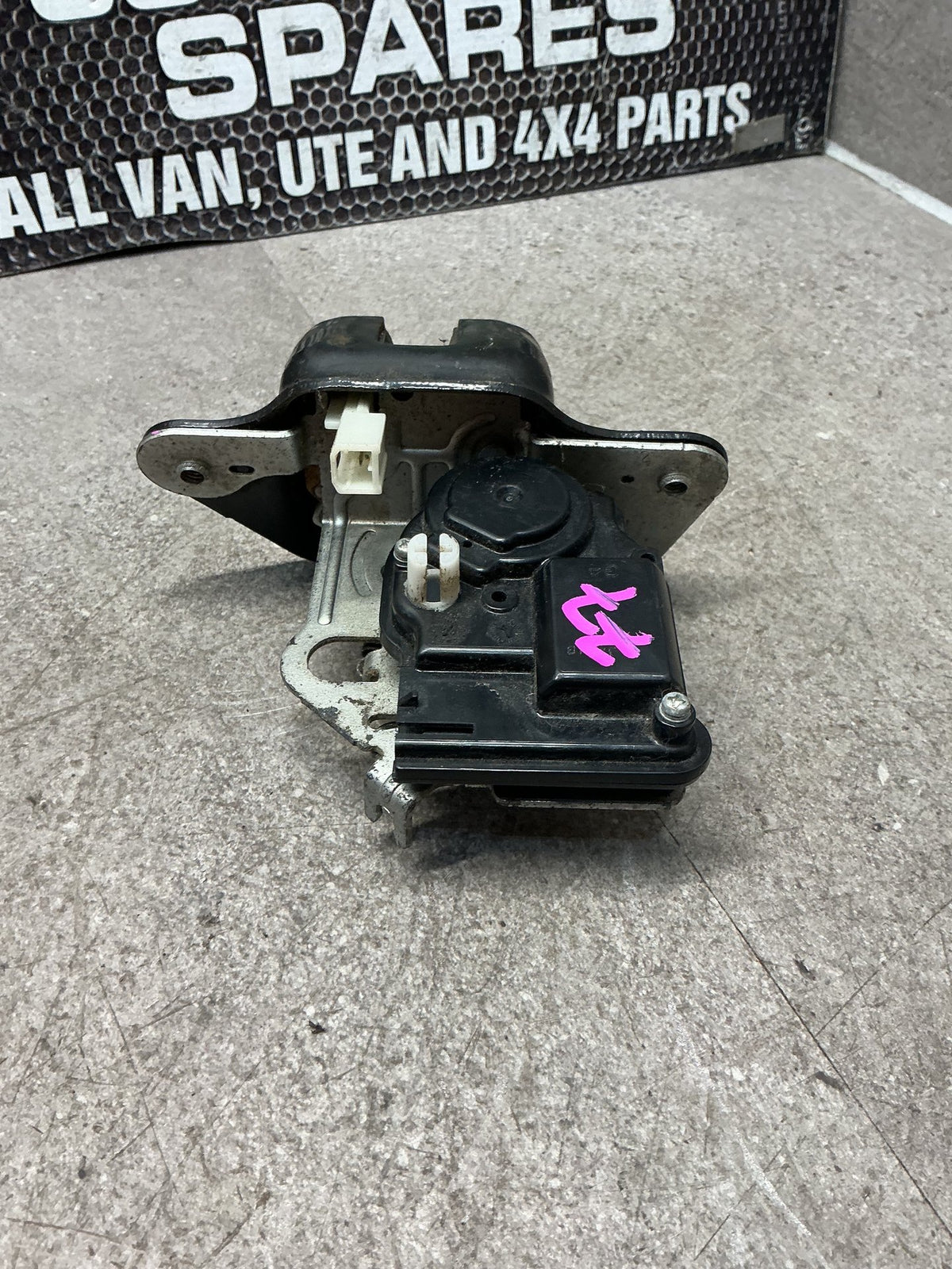2013-2020 Dodge Journey JC- Tailgate Lock Actuator- (TAG14522)