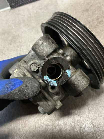 2007 Mitsubishi Outlander- Power Steering Pump- (TAG15536)