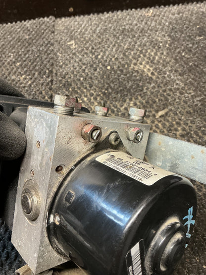 2005-2012 Mitsubishi Outlander II CW*W- ABS Pump/Modulator- (TAG11583)
