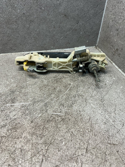 2011 Hyundai Santa Fe - Right Front Door Exterior Handle - (TAG19483)